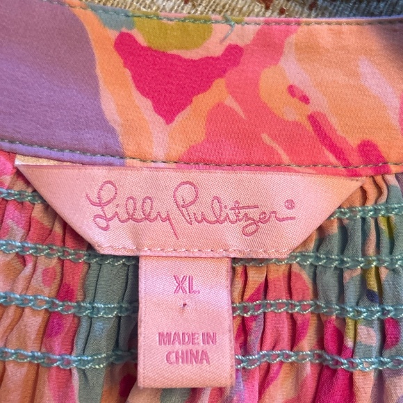 Lilly Pulitzer - Elsa Silk blouse - size XL - Picture 2 of 4